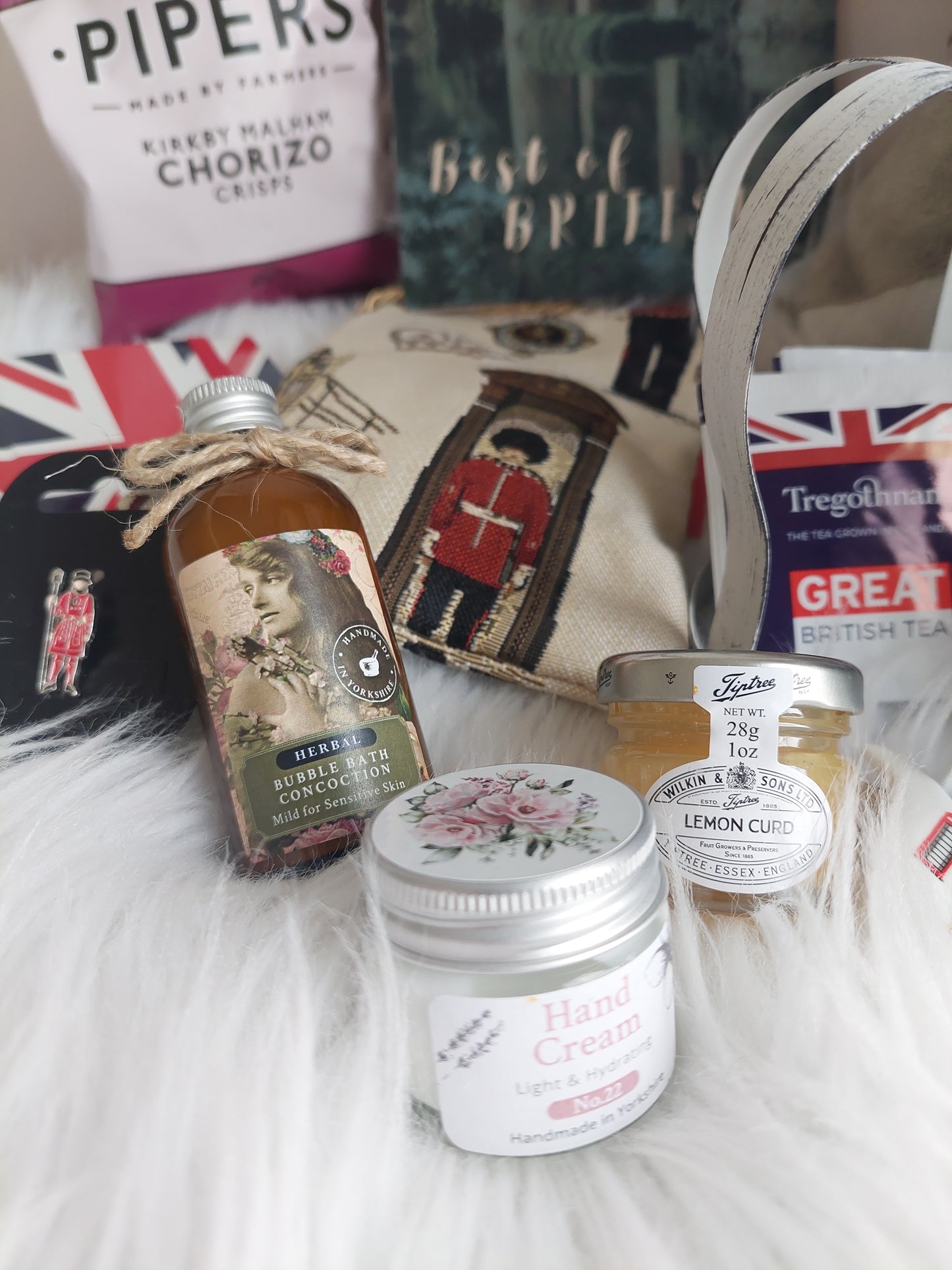 British travel-inspired gifts