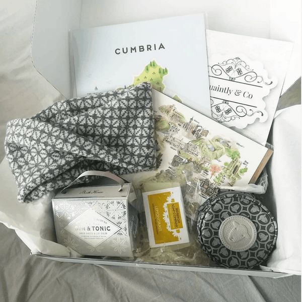 QUAINTLY & CO BOX - Classic - 6 Months
